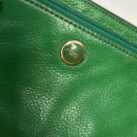 Coach Green Leather Wristlet - Picture 2 of 7